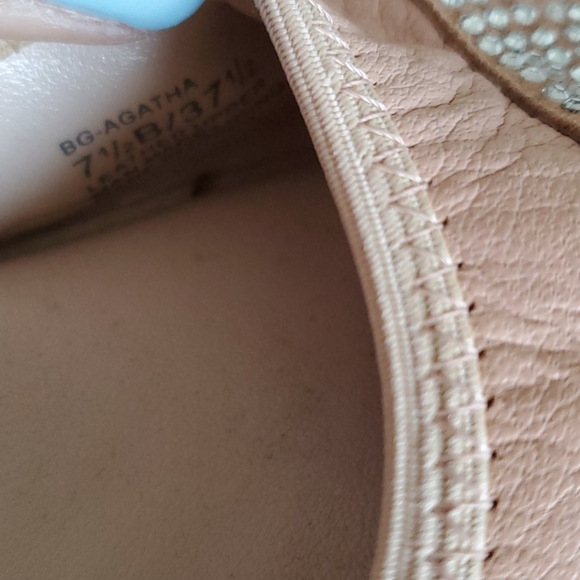 BCBG pink ballet flats with crystal details 7.5 - Picture 6 of 8